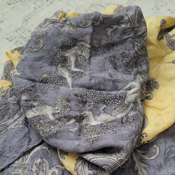 Italian Silk Elegant Gray and Yellow Scarf - Picture 8 of 9